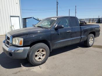  Salvage Dodge Dakota