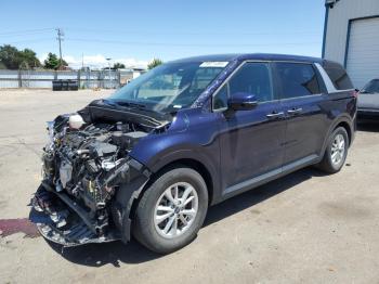  Salvage Kia Carnival