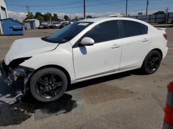  Salvage Mazda 3