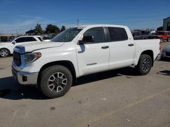  Salvage Toyota Tundra