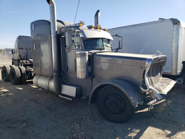  Salvage Peterbilt 379