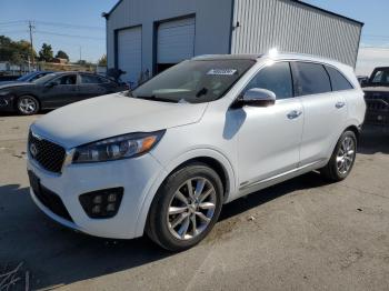  Salvage Kia Sorento