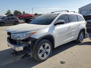  Salvage Toyota Highlander