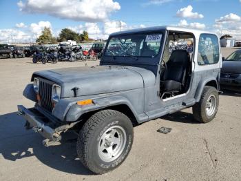  Salvage Jeep Wrangler