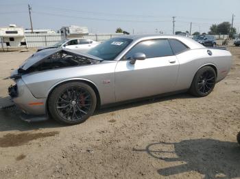  Salvage Dodge Challenger