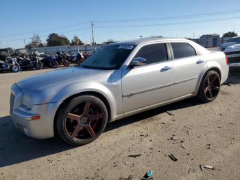  Salvage Chrysler 300