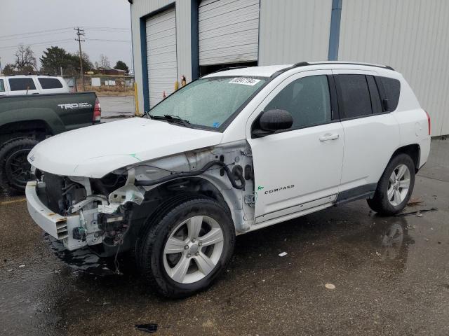  Salvage Jeep Compass