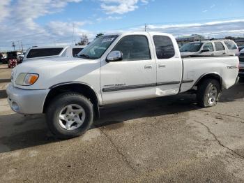  Salvage Toyota Tundra