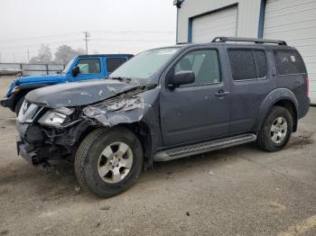  Salvage Nissan Pathfinder