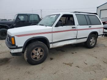  Salvage Chevrolet Blazer