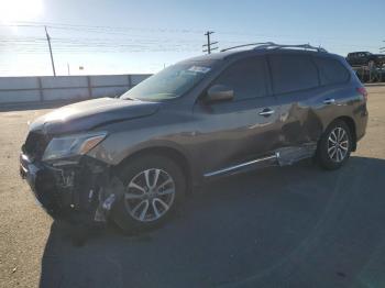  Salvage Nissan Pathfinder