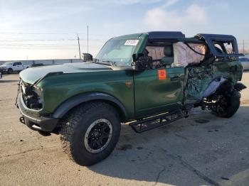  Salvage Ford Bronco