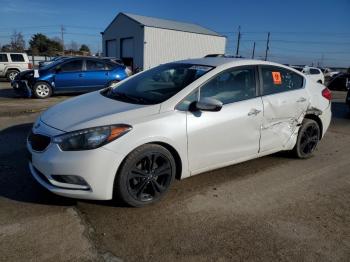  Salvage Kia Forte