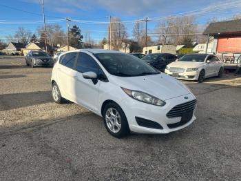  Salvage Ford Fiesta