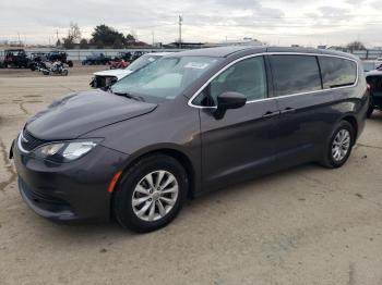  Salvage Chrysler Pacifica