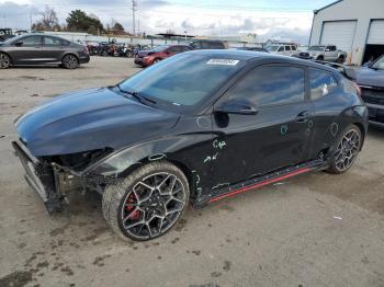  Salvage Hyundai VELOSTER