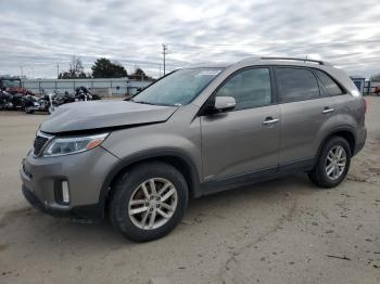  Salvage Kia Sorento