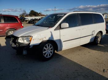  Salvage Chrysler Minivan