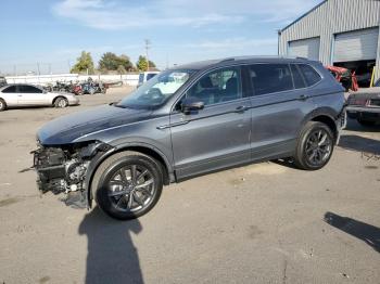  Salvage Volkswagen Tiguan