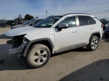  Salvage Toyota RAV4