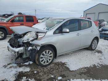  Salvage Nissan LEAF