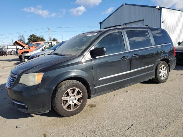  Salvage Chrysler Minivan