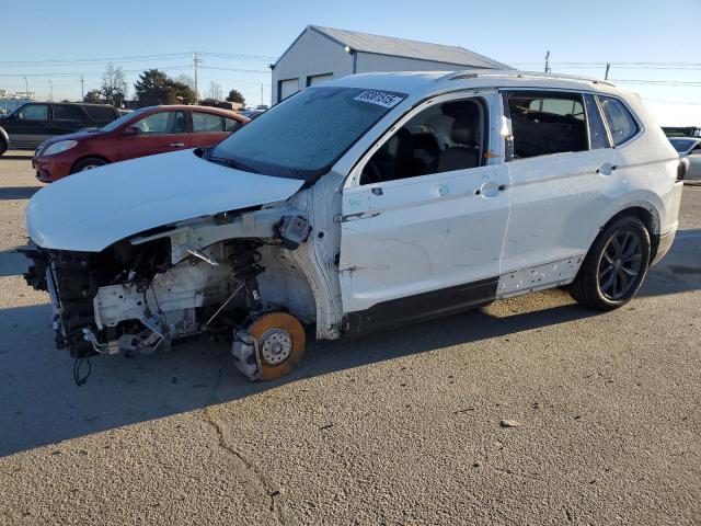  Salvage Volkswagen Tiguan