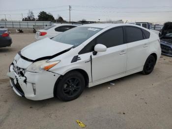  Salvage Toyota Prius