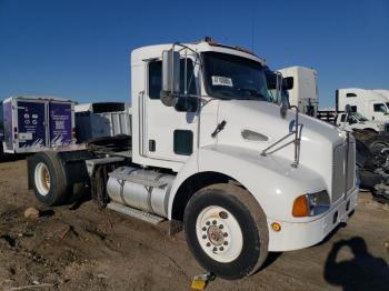  Salvage Kenworth T300