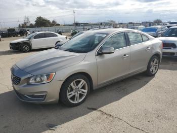  Salvage Volvo S60