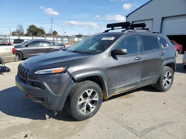  Salvage Jeep Cherokee