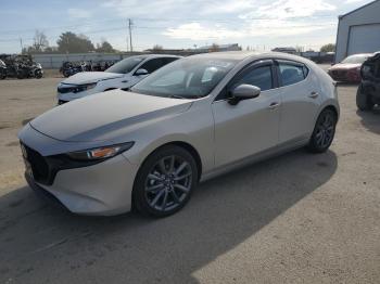  Salvage Mazda 3