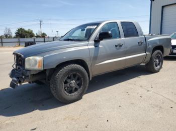  Salvage Dodge Dakota