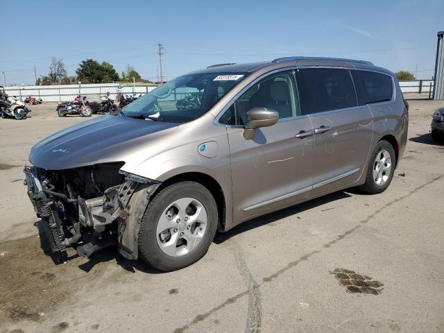  Salvage Chrysler Pacifica