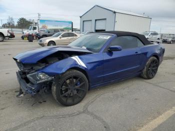  Salvage Ford Mustang