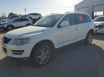  Salvage Volkswagen Touareg