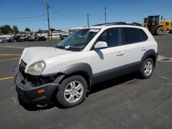  Salvage Hyundai TUCSON