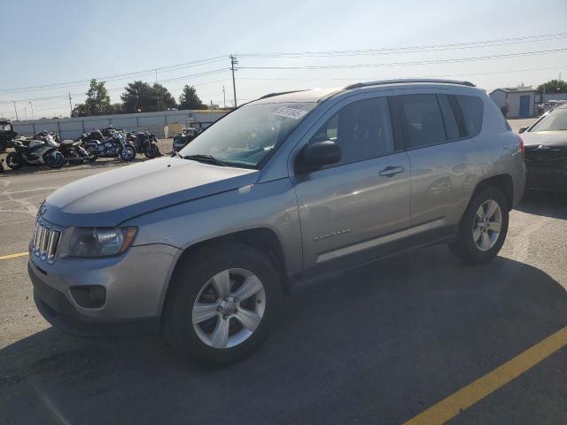  Salvage Jeep Compass