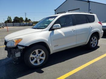  Salvage Toyota RAV4