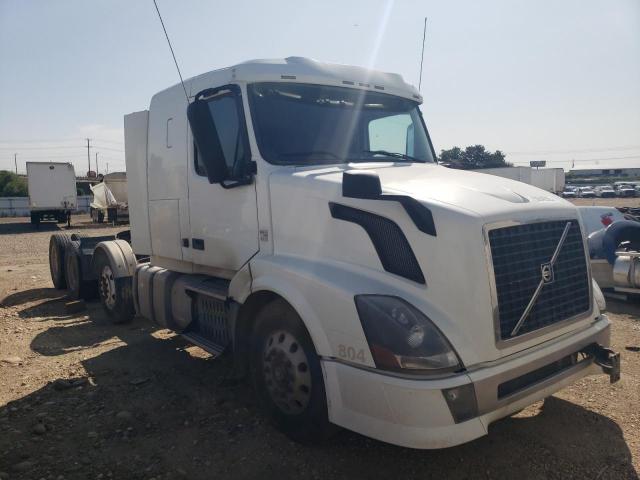  Salvage Volvo Vnl