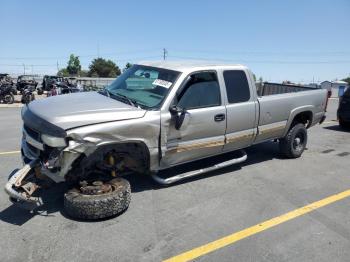  Salvage Chevrolet Silverado 2500