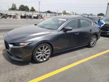  Salvage Mazda 3