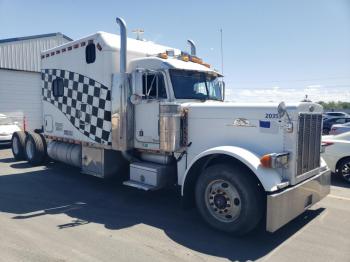  Salvage Peterbilt 379