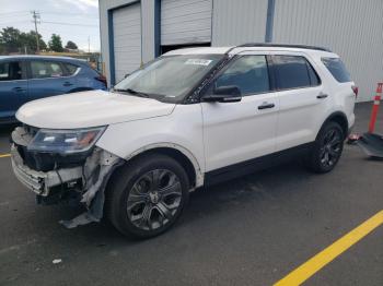  Salvage Ford Explorer