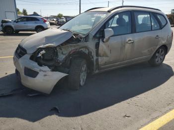  Salvage Kia Rondo