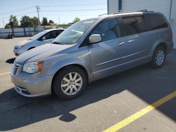  Salvage Chrysler Minivan