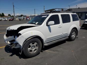  Salvage Nissan Pathfinder