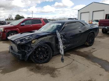  Salvage Dodge Challenger