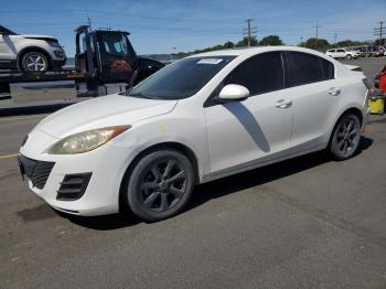  Salvage Mazda 3