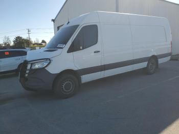  Salvage Freightliner Sprinter